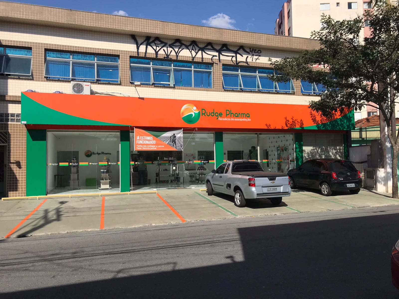 Fachada da Rudge Pharma em São Caetano do Sul